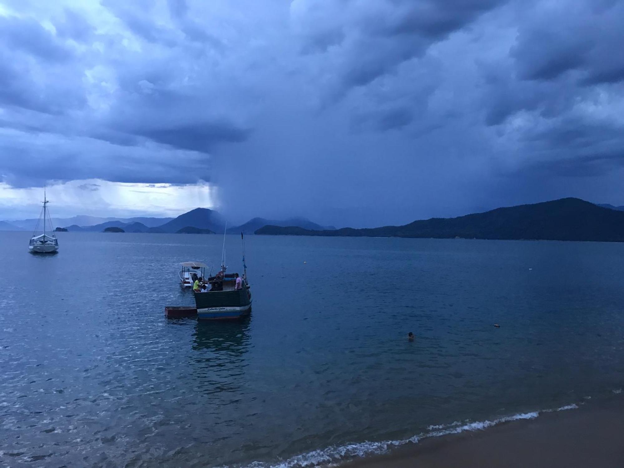 Deck Da Villa Pousada Ubatuba Zewnętrze zdjęcie